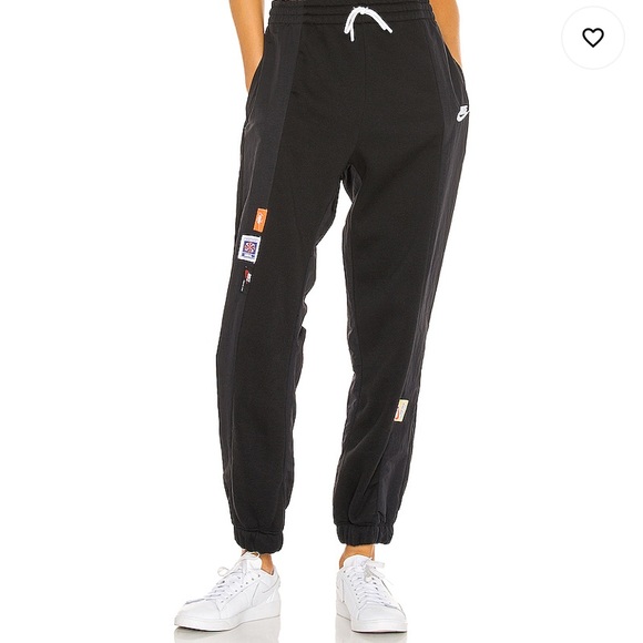 Nike clash sweatpants Clearance